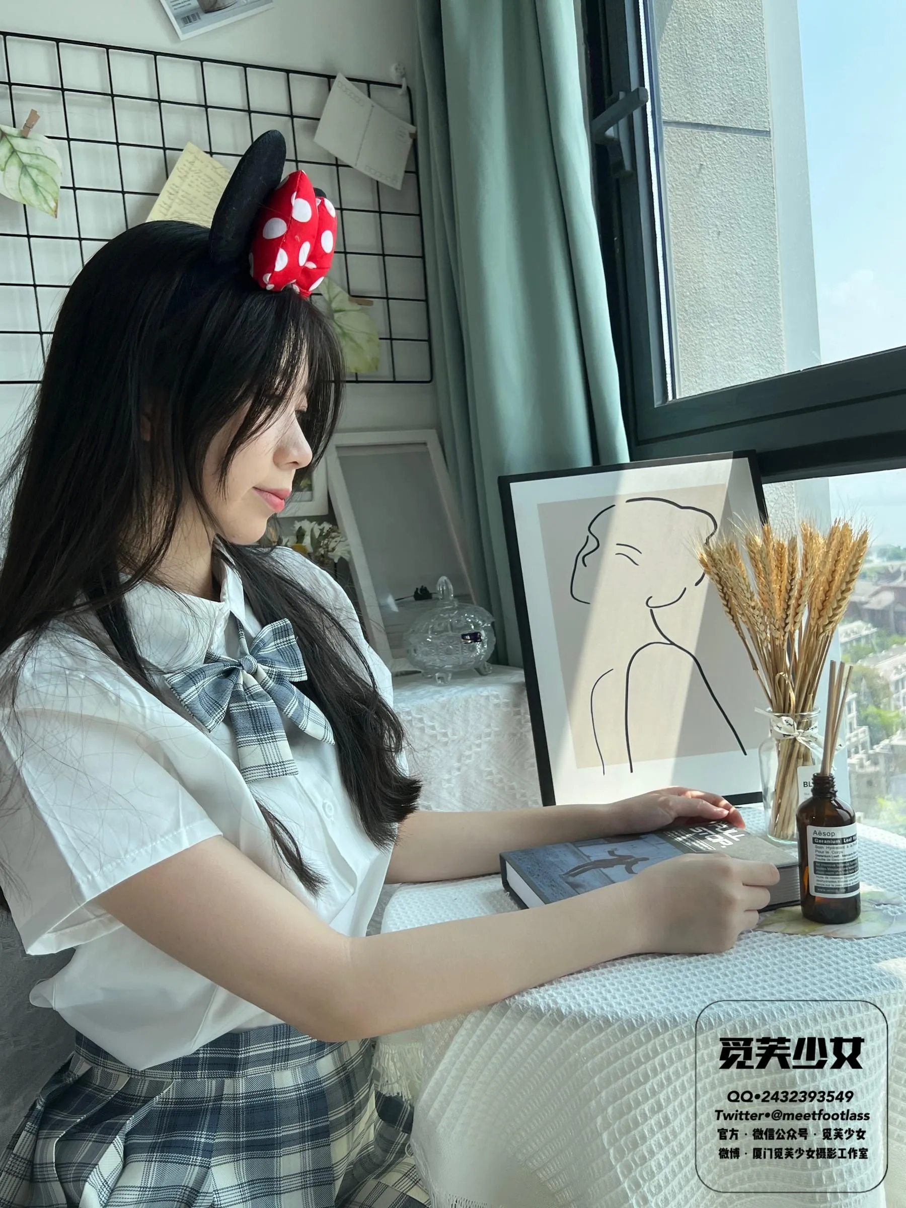 [觅芙少女]NO.003 风中摇曳的JK制服与18岁的青春一起绽放 [151P]插图3